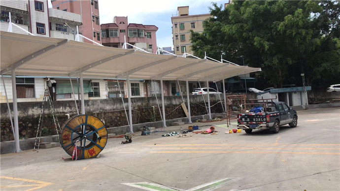 遮雨棚、遮陽(yáng)棚